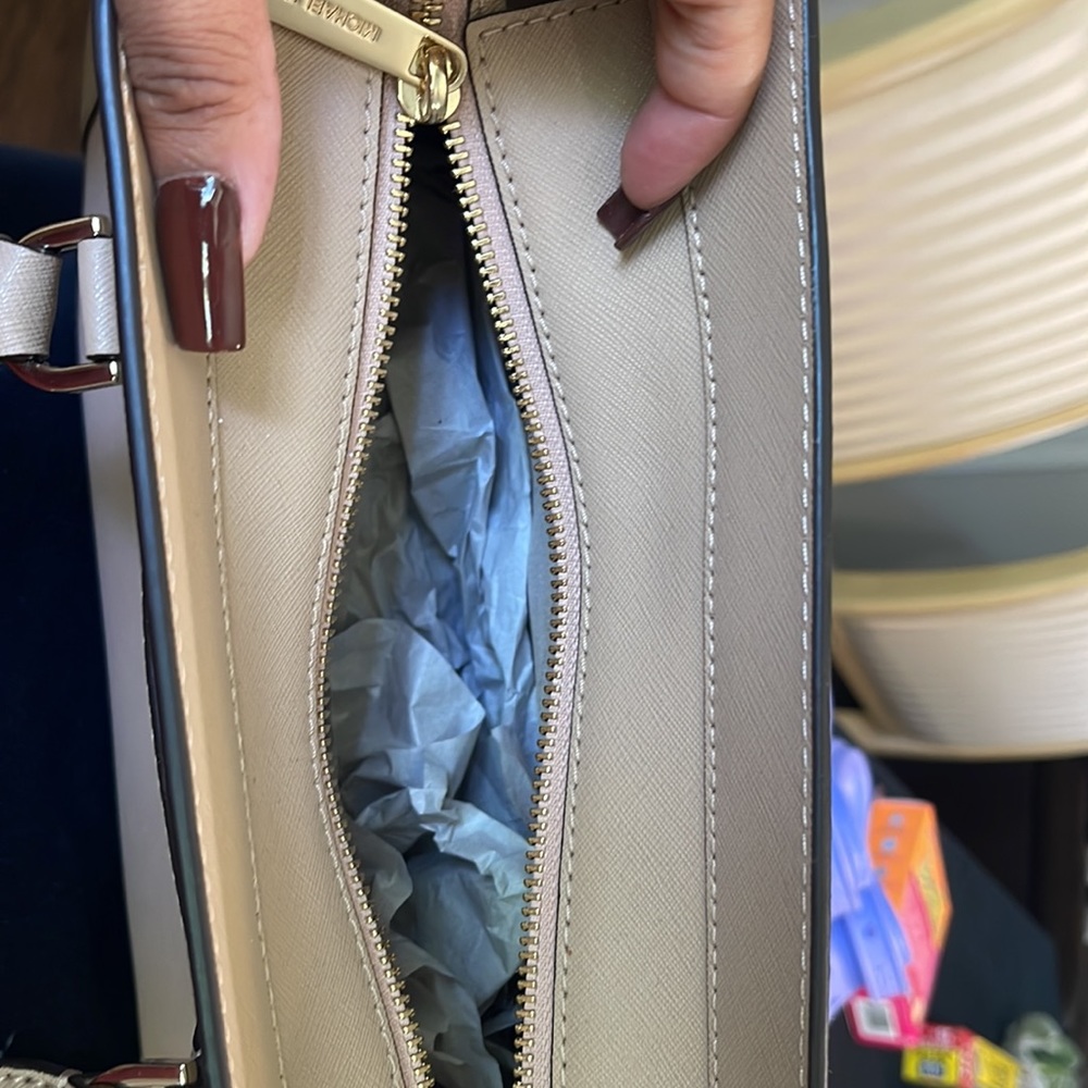 Large Size Purse - image 4